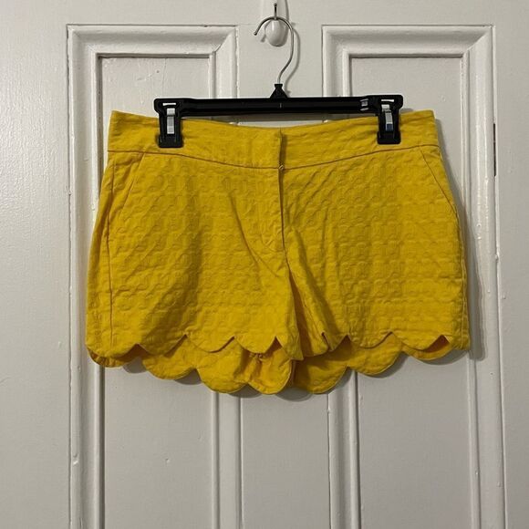 Crown & Ivy shorts  - Picture 1 of 4